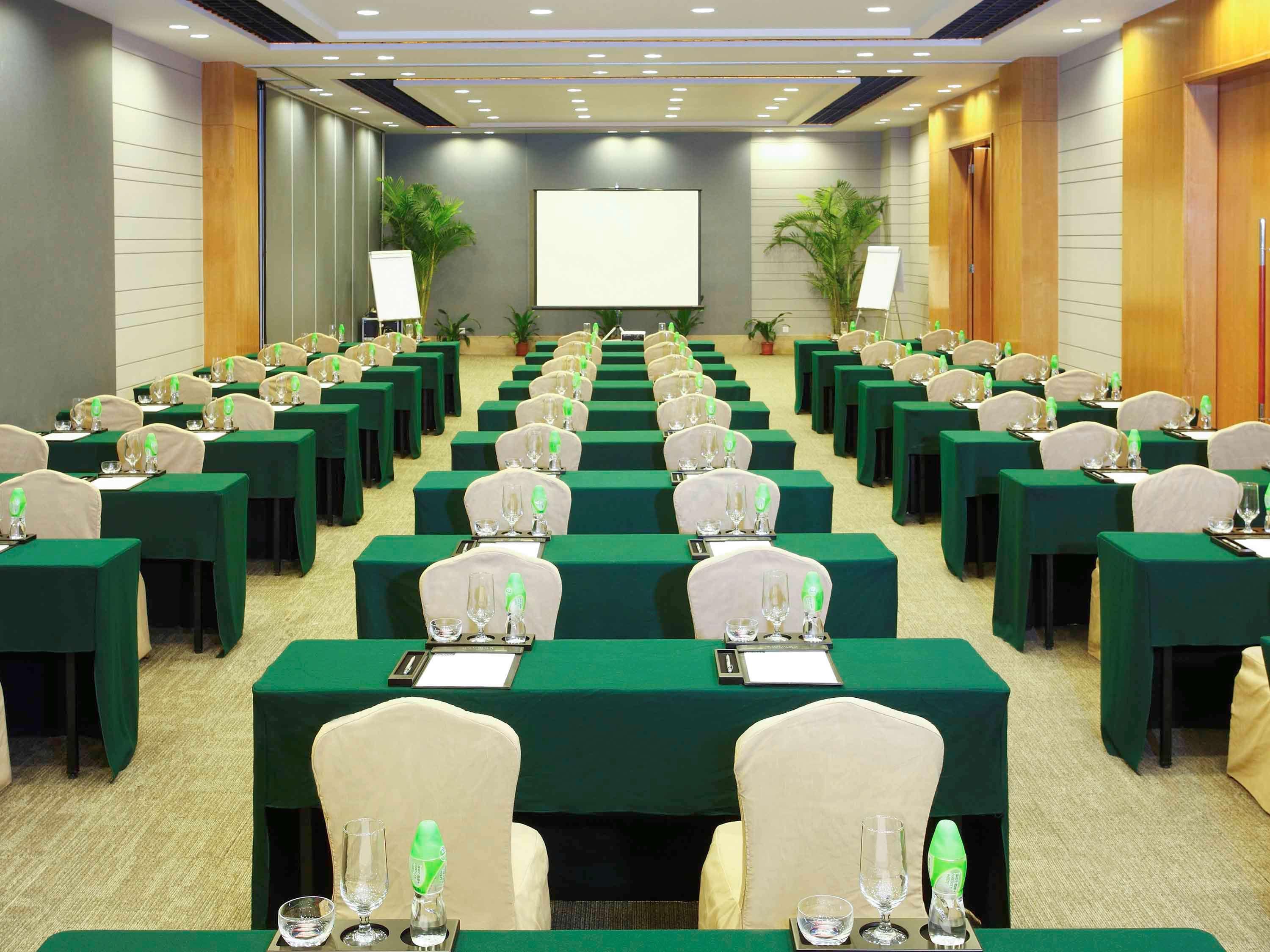 Pullman Hotel And Pullman Living Dongguan Forum Eksteriør billede